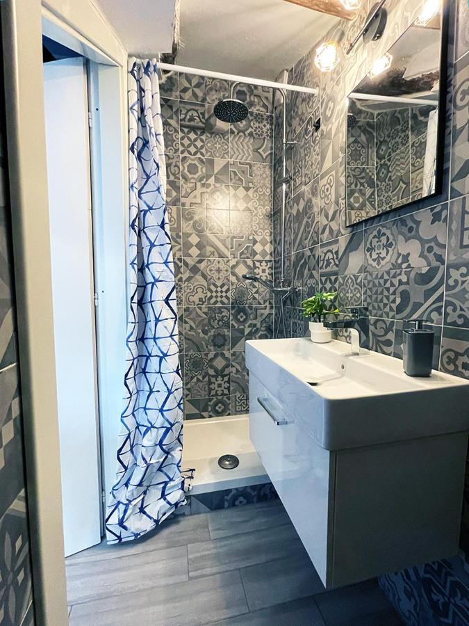 Italian Maison - Studio In The Heart Of Turin Extérieur photo