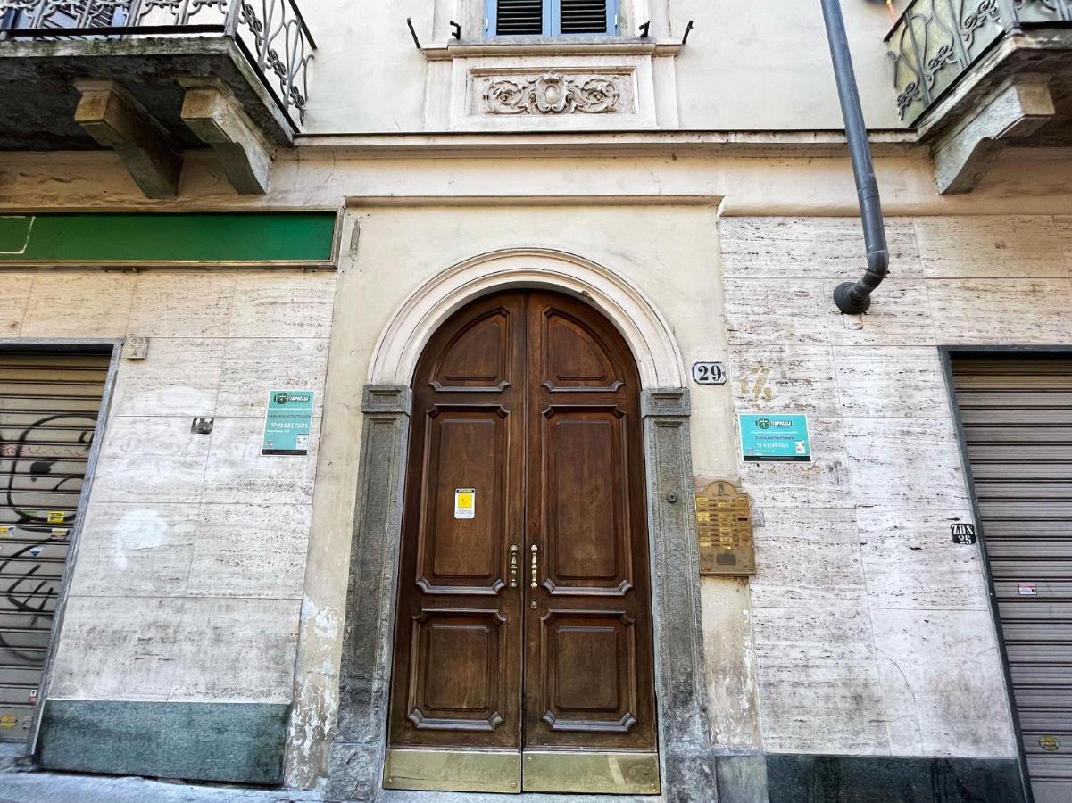 Italian Maison - Studio In The Heart Of Turin Extérieur photo